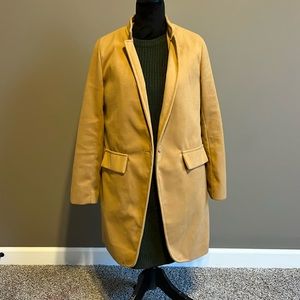 Camel mid length car coat M
